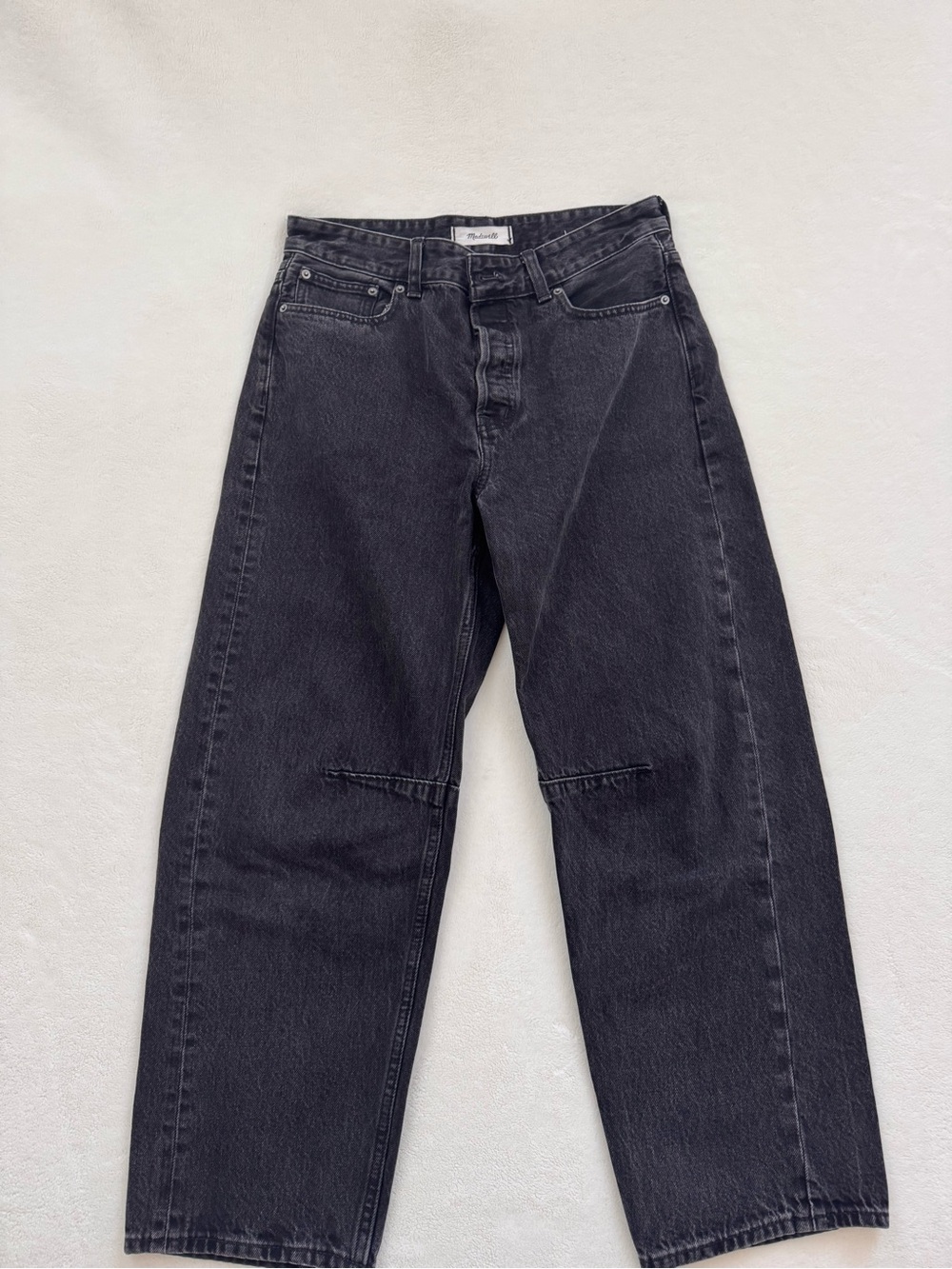 Madewell Barrel-Leg Jeans in Black, Size 26